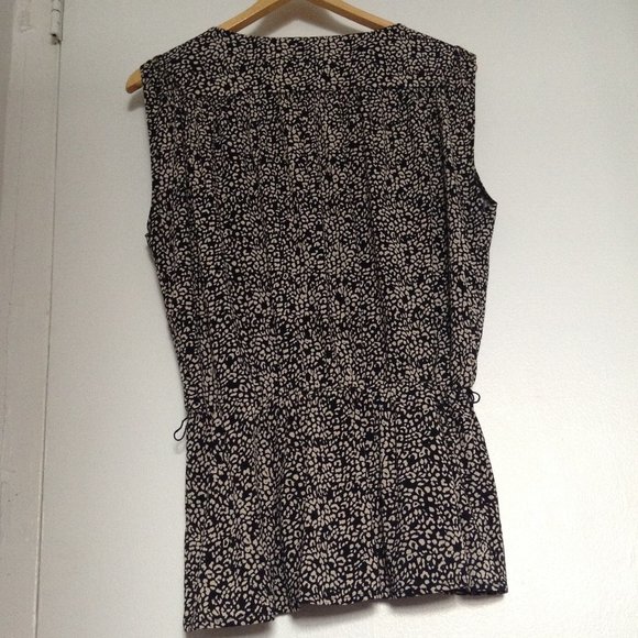 Banana Republic Womens Sleeveless Blouse w/ Tie - Picture 9 of 12